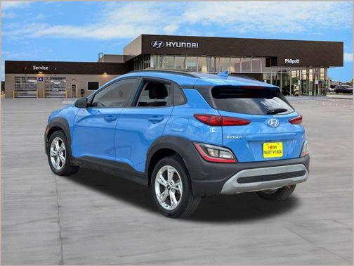 2022 Hyundai KONA SEL