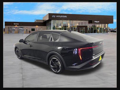 2025 Kia K4 EX