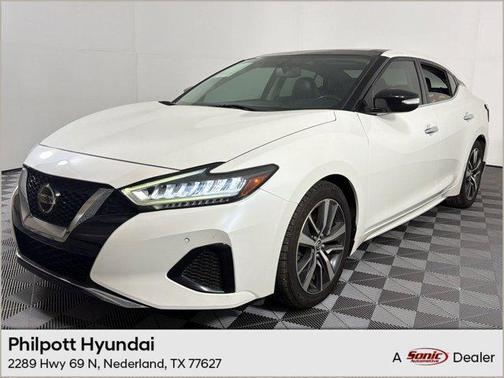 Pearl White Tricoat 2019 Nissan Maxima 3.5 SL