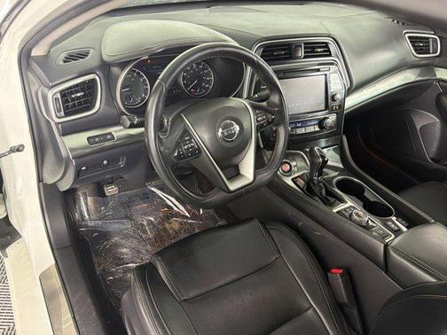 Pearl White Tricoat 2019 Nissan Maxima 3.5 SL
