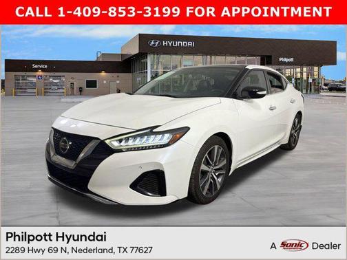 Pearl White Tricoat 2019 Nissan Maxima 3.5 SL