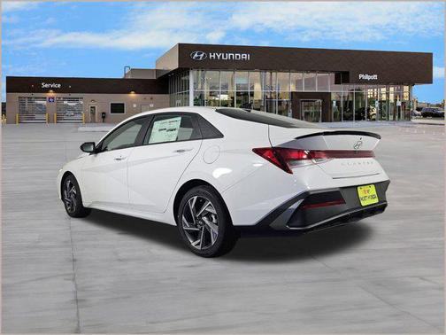 2025 Hyundai ELANTRA Sport