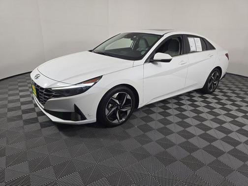 2021 Hyundai ELANTRA Limited