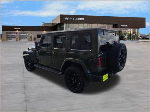 2022 Jeep Wrangler Unlimited 4xe Sahara