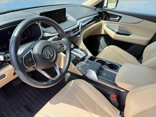 Platinum White Pearl 2022 Acura MDX Technology Package