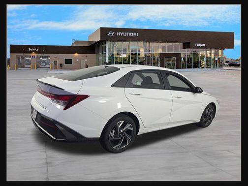 2025 Hyundai ELANTRA Sport