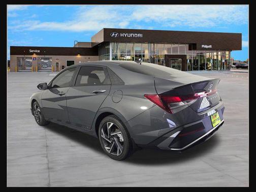 2025 Hyundai ELANTRA Sport