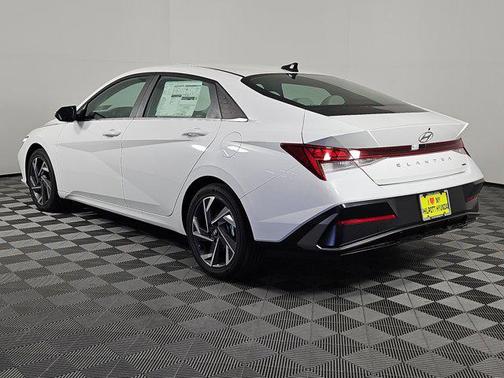 2025 Hyundai ELANTRA HEV Limited