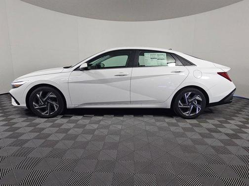 2025 Hyundai ELANTRA HEV Limited
