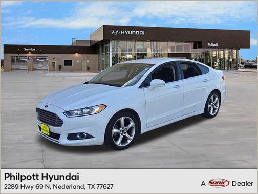 2015 Ford Fusion SE
