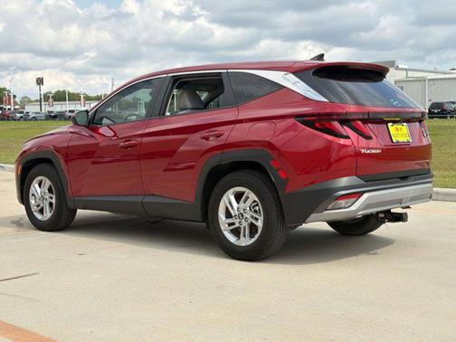 2025 Hyundai TUCSON SE