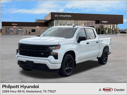 Summit White 2023 Chevrolet Silverado 1500 Custom