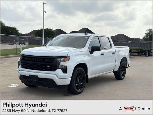 Summit White 2023 Chevrolet Silverado 1500 Custom