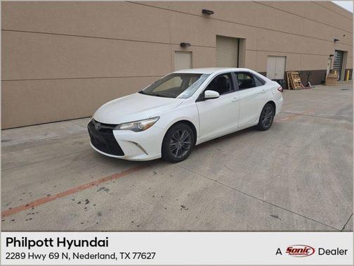 2016 Toyota Camry SE