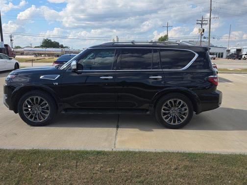 2021 Nissan Armada Platinum 2WD