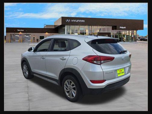 2017 Hyundai TUCSON SE