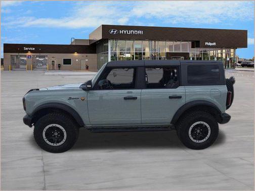 2023 Ford Bronco Badlands