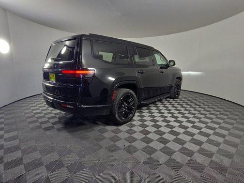 2023 Jeep Wagoneer Series II Carbide 4x4