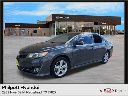 2014 Toyota Camry SE