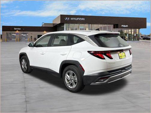 Serenity White Pearl 2026 Hyundai TUCSON SE