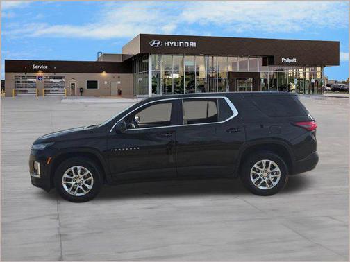 2024 Chevrolet Traverse LS