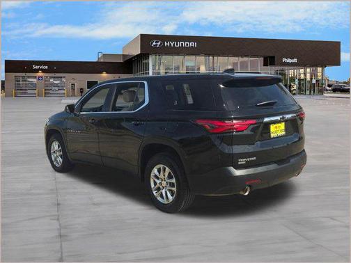 2024 Chevrolet Traverse LS