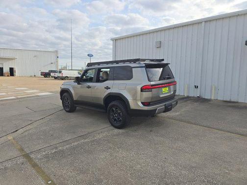 Atomic Silver 2025 Lexus GX 550 Overtrail