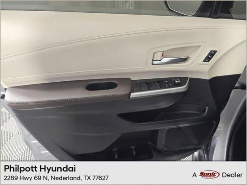 2024 Toyota Sienna Platinum