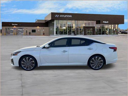 2024 Nissan Altima 2.5 SL