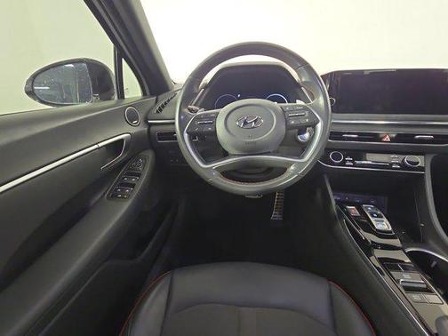 2022 Hyundai SONATA SEL Plus