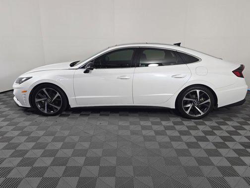 2022 Hyundai SONATA SEL Plus