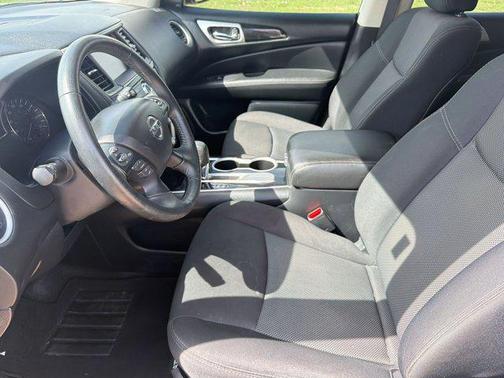 Pearl White Tricoat 2019 Nissan Pathfinder SV