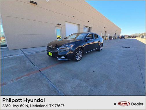 2018 Kia Cadenza Premium