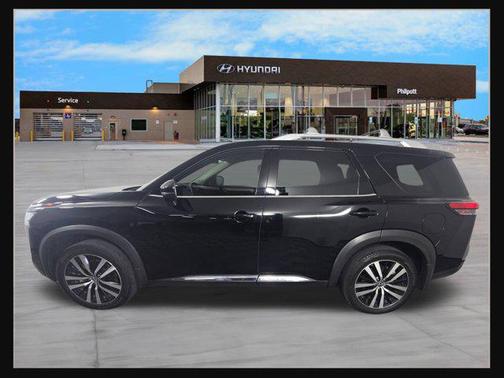 2024 Nissan Pathfinder Platinum FWD
