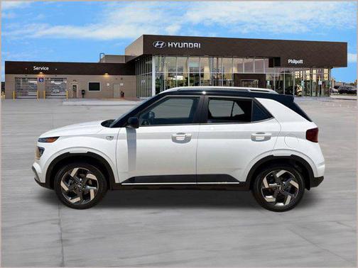 Lunar White w/Black Roof 2026 Hyundai VENUE SEL w/Two-Tone Roof
