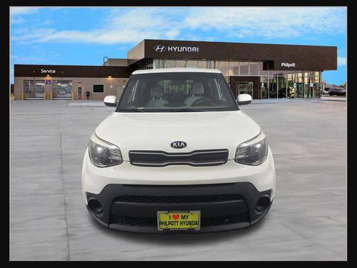 2017 Kia Soul Base