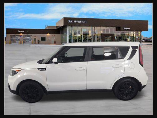 2017 Kia Soul Base