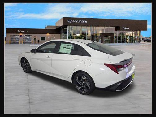 2025 Hyundai ELANTRA Sport