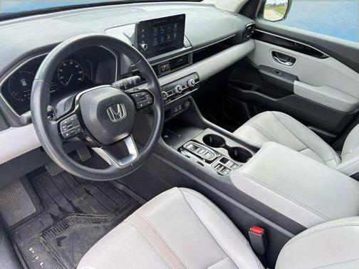 Platinum White Pearl 2024 Honda Pilot EX-L