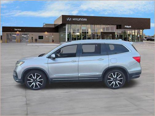 2019 Honda Pilot Touring 8-Passenger
