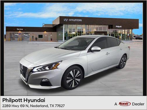 2022 Nissan Altima 2.5 SV