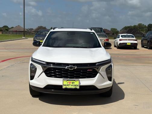 Summit White 2025 Chevrolet Trax FWD 2RS