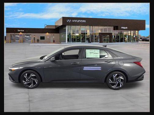 2025 Hyundai ELANTRA Limited