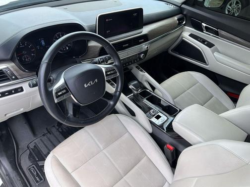 Glacial White Pearl 2022 Kia Telluride EX