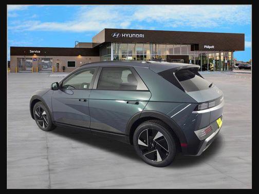 2025 Hyundai IONIQ 5 SEL