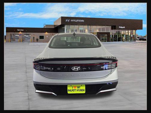 2025 Hyundai SONATA Hybrid Limited