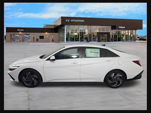 2025 Hyundai ELANTRA Limited