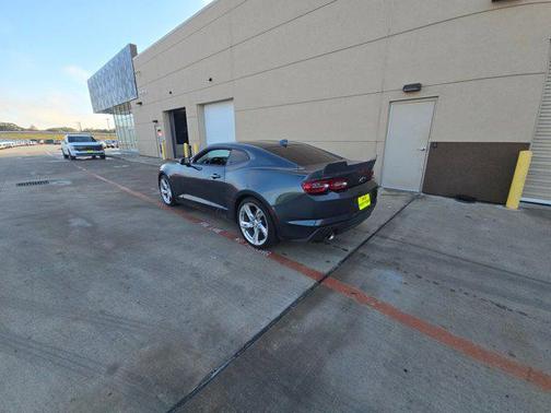 2020 Chevrolet Camaro RWD Coupe LT1