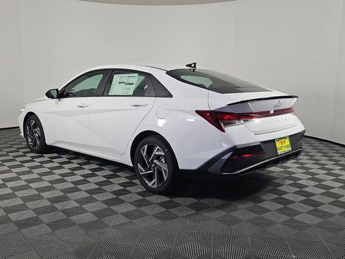 2025 Hyundai ELANTRA Sport