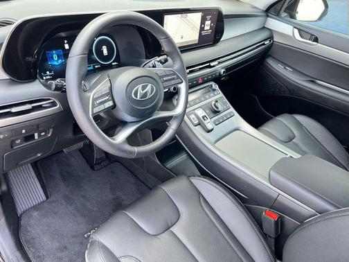 Abyss Black Pearl 2025 Hyundai PALISADE SEL Premium 7P